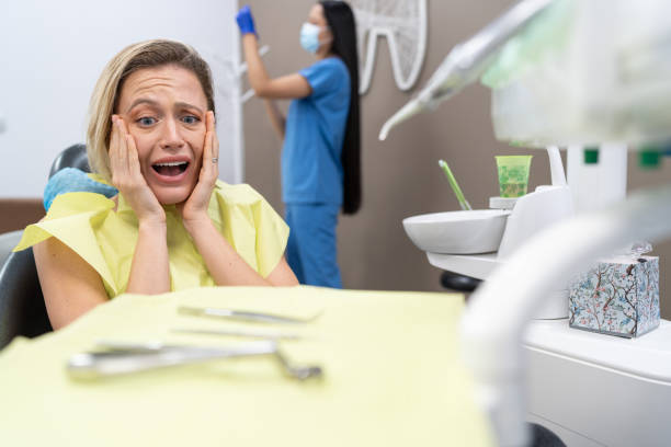 Best Broken or Cracked Tooth Emergency Dentist in Lake Camelot, IL
